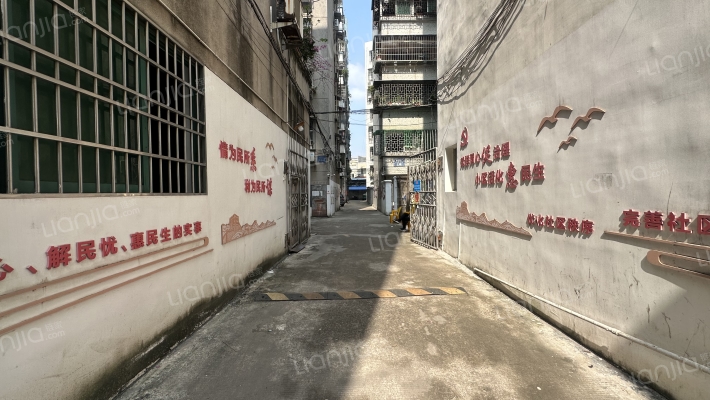 南船小区外景图