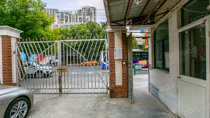 峨山路622弄外景图