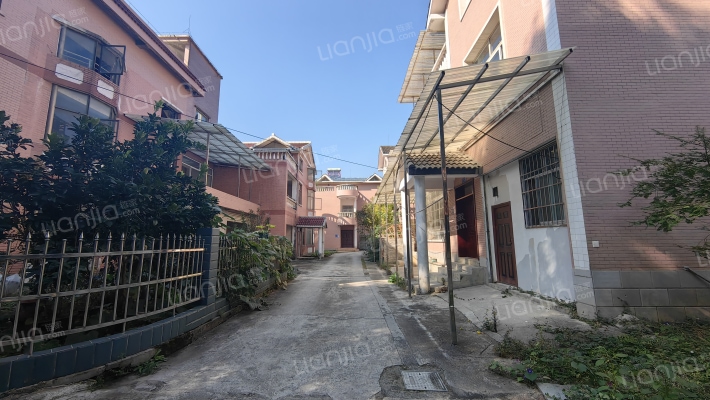 御溪山居小区外景图