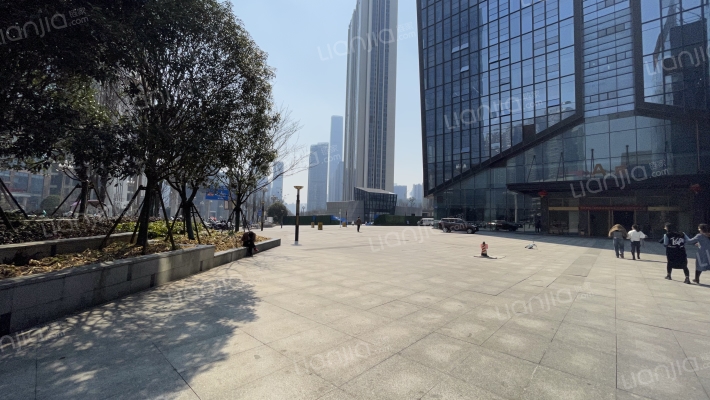 恒大中心外景图