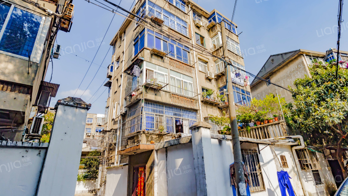 花山湾新村三区外景图