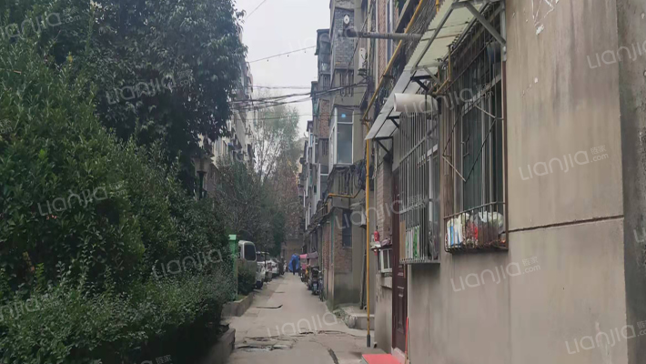 商储家属院东区外景图