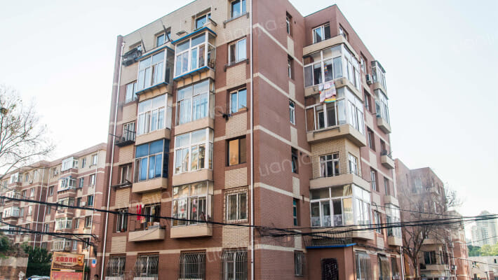 龙山花园外景图