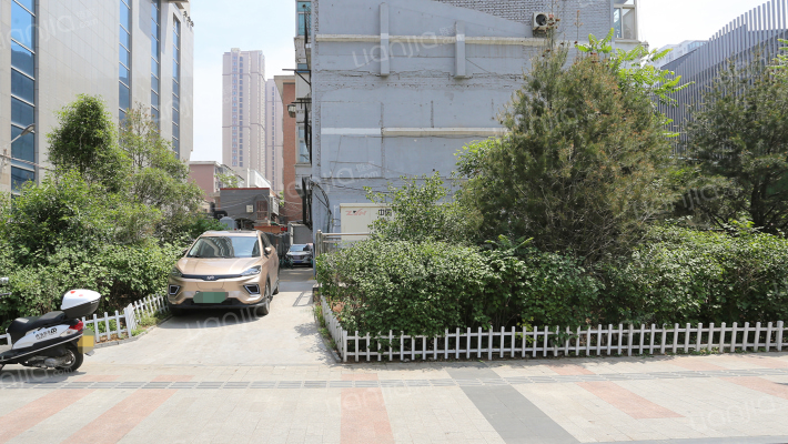 省汽贸苑宿舍外景图