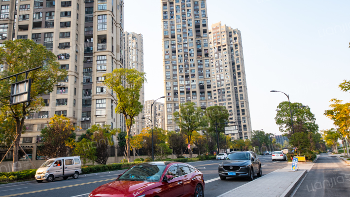 保利玫瑰之湾外景图