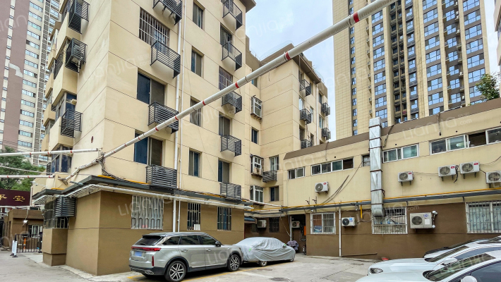 陕西地矿家属院外景图