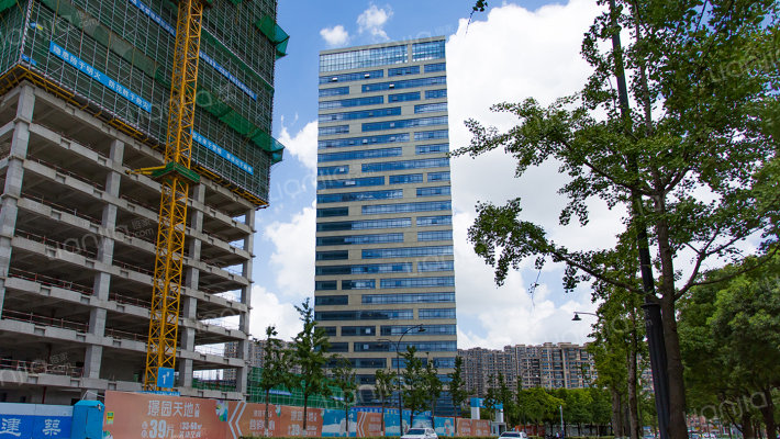 深商大厦外景图