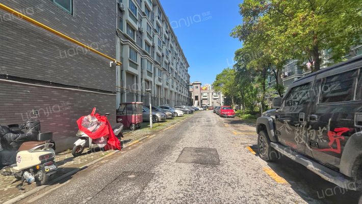 蔚蓝都市花园外景图