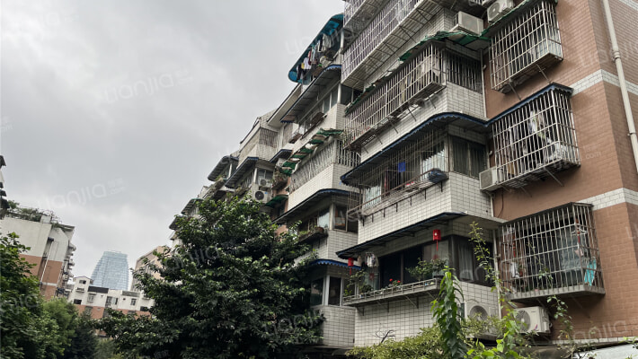 包江小区外景图