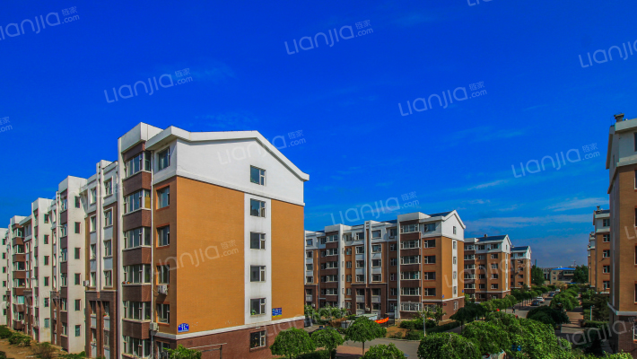 富强康泽园小区外景图