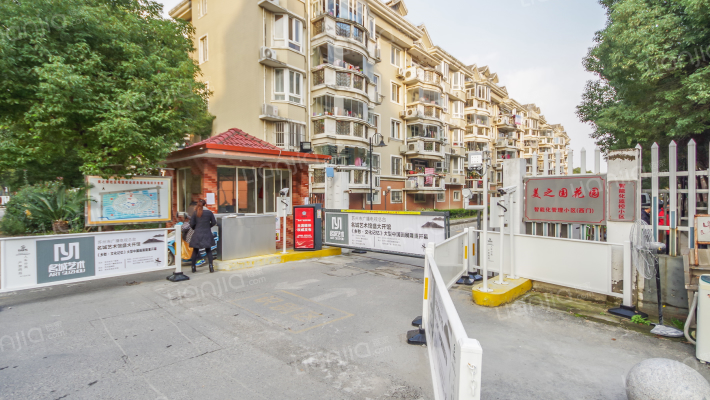 美之国花园外景图