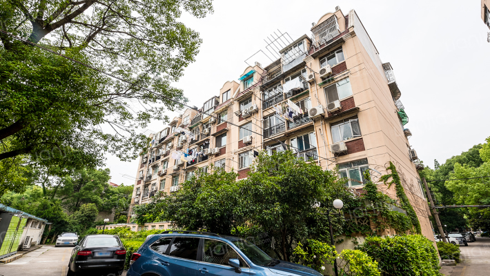 东湖小区外景图