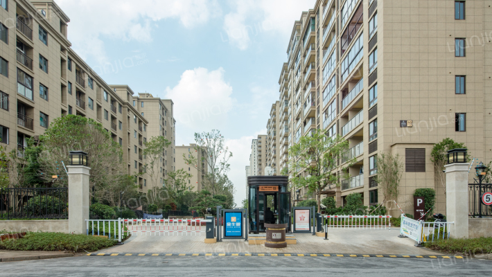 优湖名苑外景图