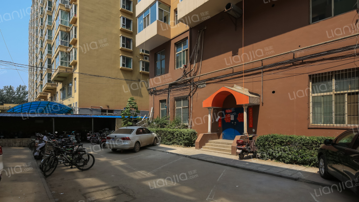 康宁小区外景图