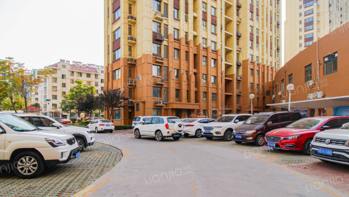 兴悦华城西区外景图