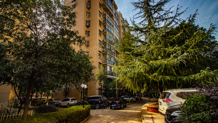 华乐花园外景图