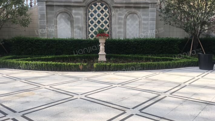 融创凡尔赛领馆三期外景图