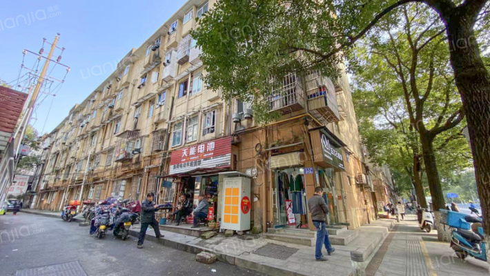 冷库宿舍外景图