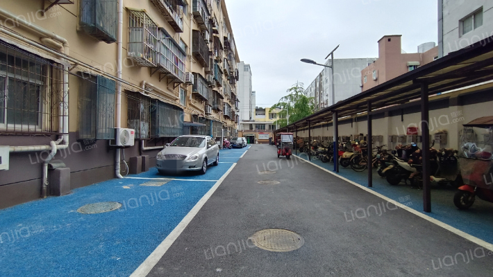 学苑路7号楼外景图