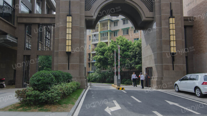 成都天府香城房价怎么样天府香城房源户型图小区车位交通地址详情分析