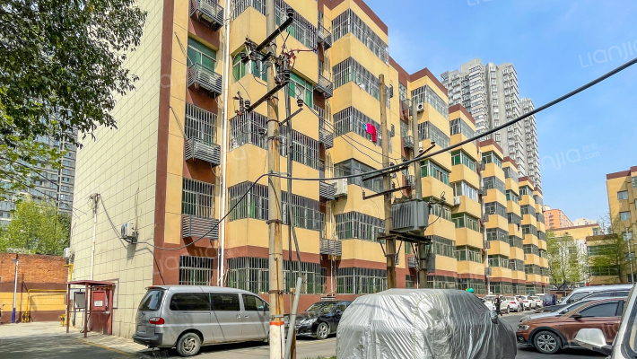 万兴居温馨家园外景图