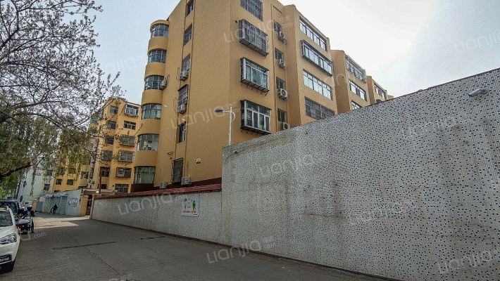 工行宿舍外景图