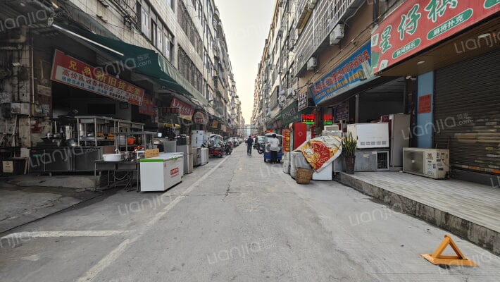 卫山东二路外景图