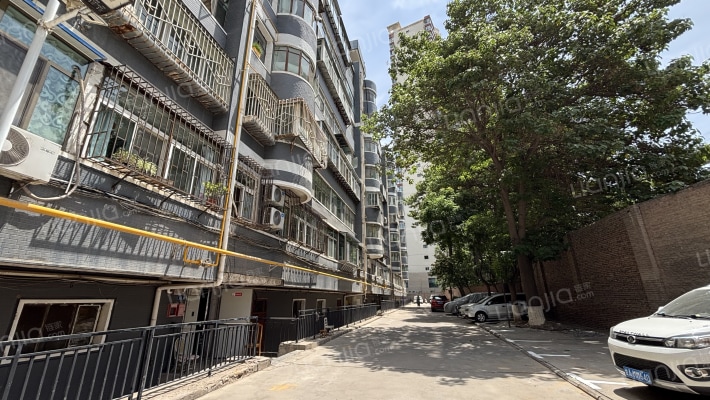 兰州电力修造厂住宅（南滨河西路）外景图