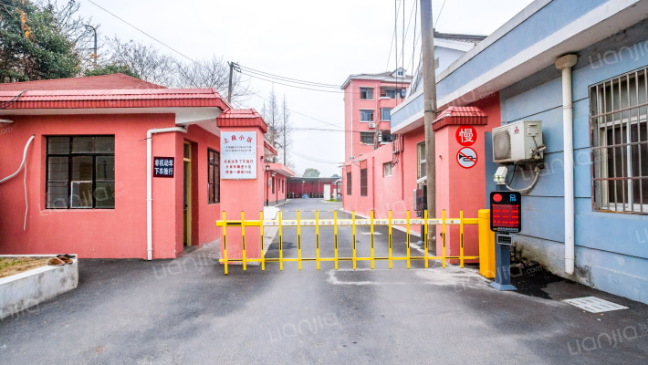 上良小区外景图