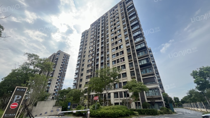 依云景苑外景图