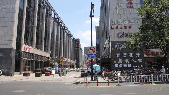 万塘路262号外景图