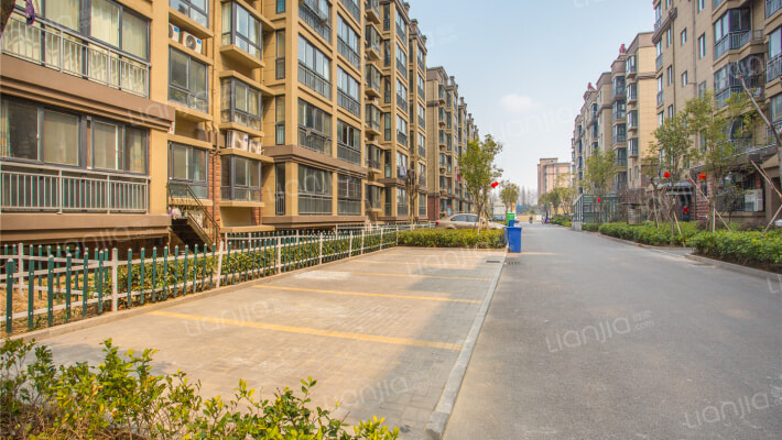 御林华府外景图