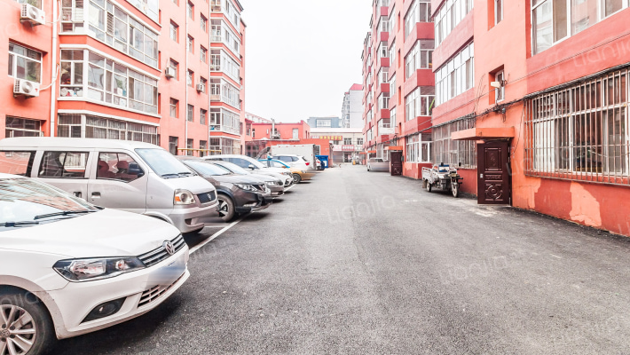 大修小区外景图