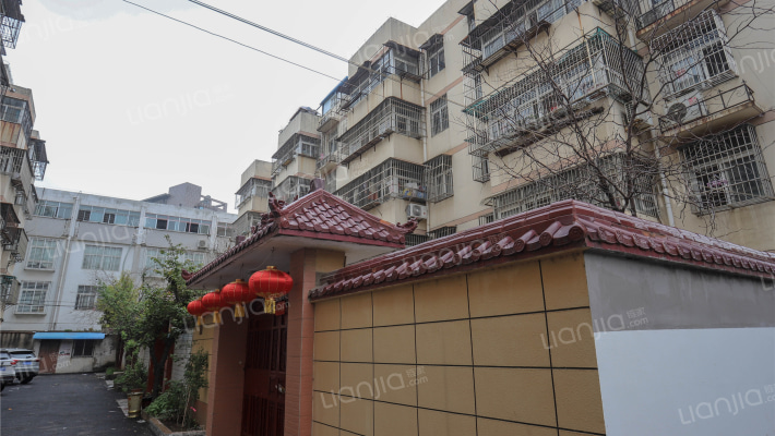 外滩花园外景图