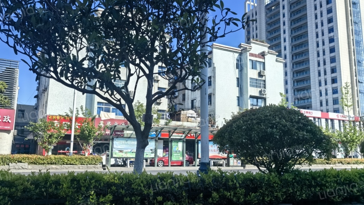 人民中路外景图