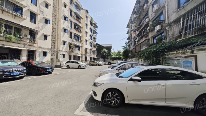 迎晖路217号外景图