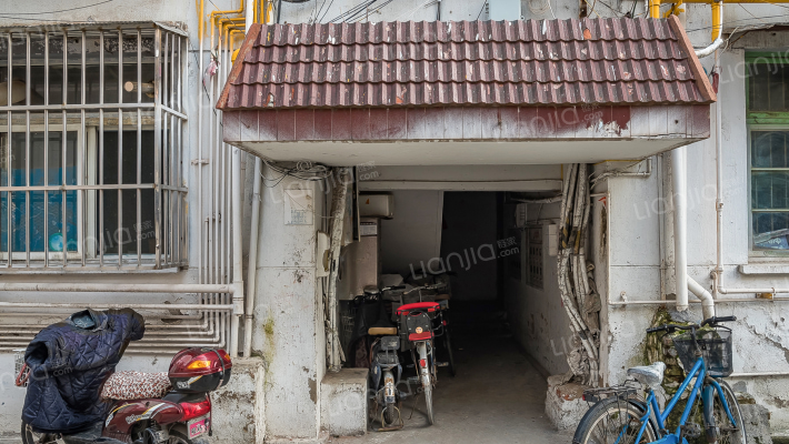 环卫宿舍外景图