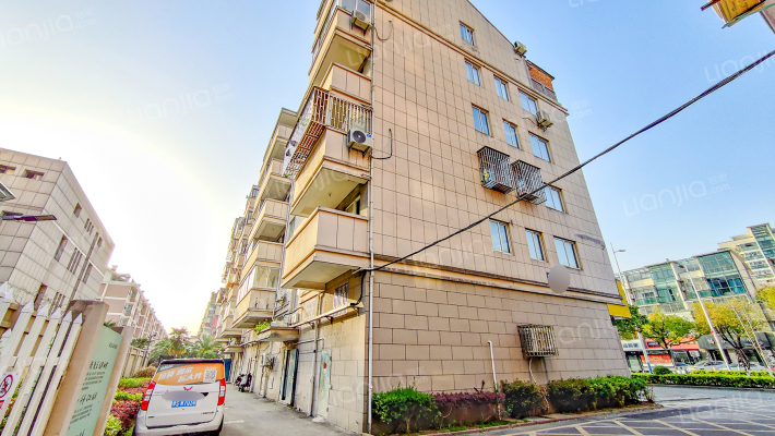 逾桥东路481号外景图