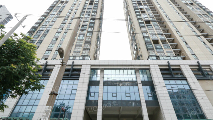 汇丰中央广场二期外景图