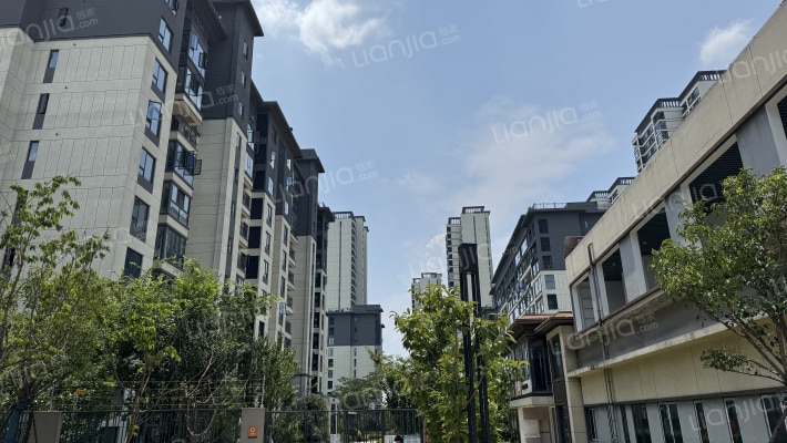 长房越秀星悦荟外景图