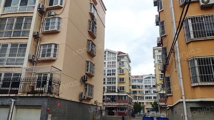 金岭小区外景图