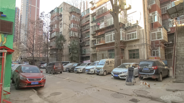 幸福村小区外景图