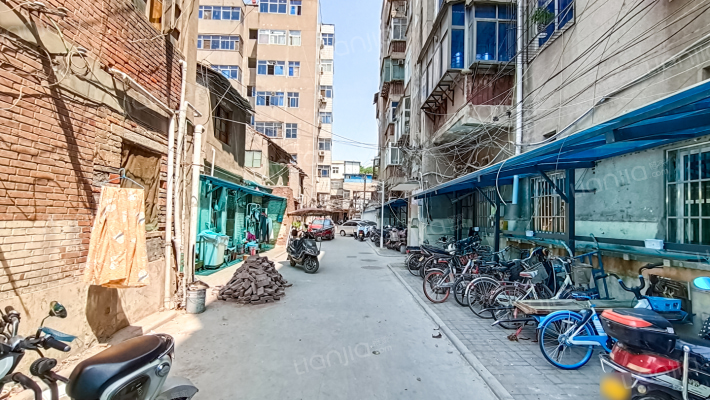 菜场街13号外景图