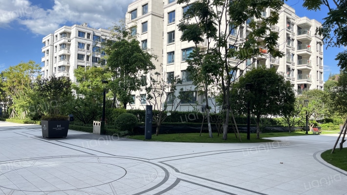 万科四季都会晖庭外景图