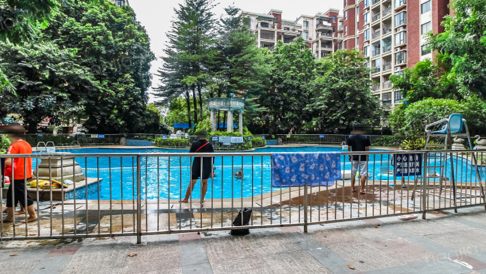 龙胤凤凰城外景图