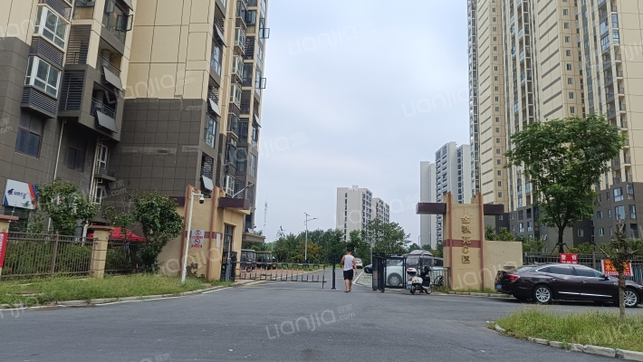 金秋苑C区外景图