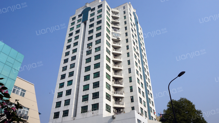 高新大厦外景图