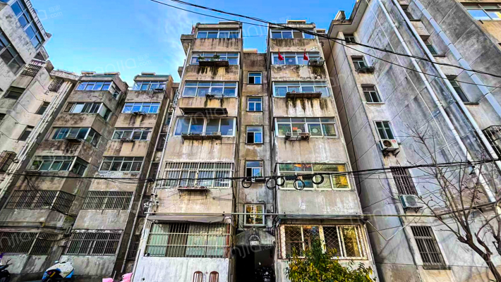 市车辆厂宿舍外景图