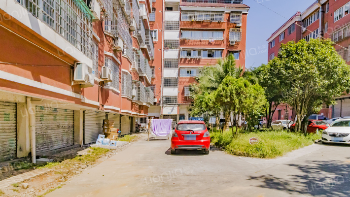 平瑞路南龙花园小区外景图