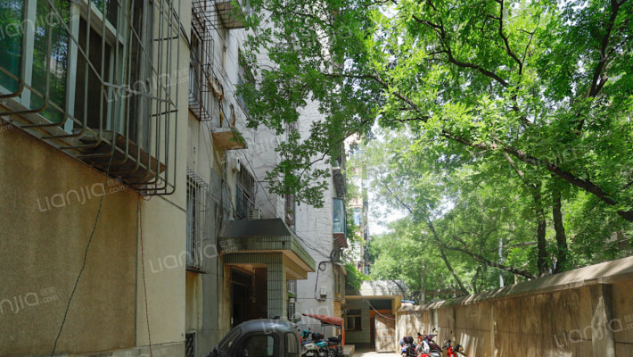 文化宫路131号外景图